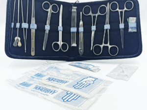 ESTUCHE DE DISECCIÓN TEKNOSTEEL DE 15 PIEZAS